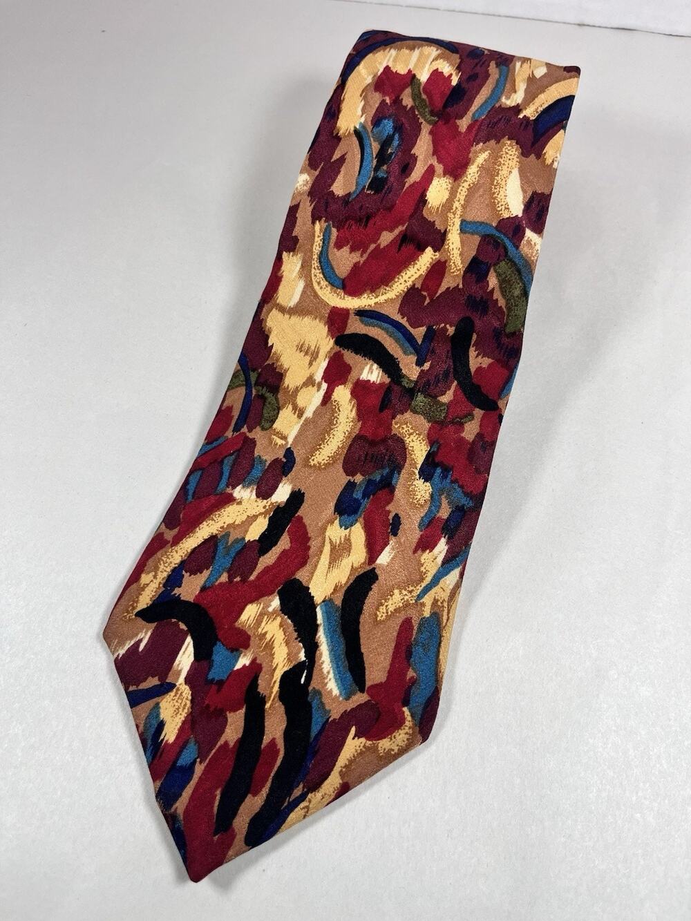 Guy Laroche Paris Men's Silk Neck Tie Abstract Swirl Pattern Burgundy Gold USA